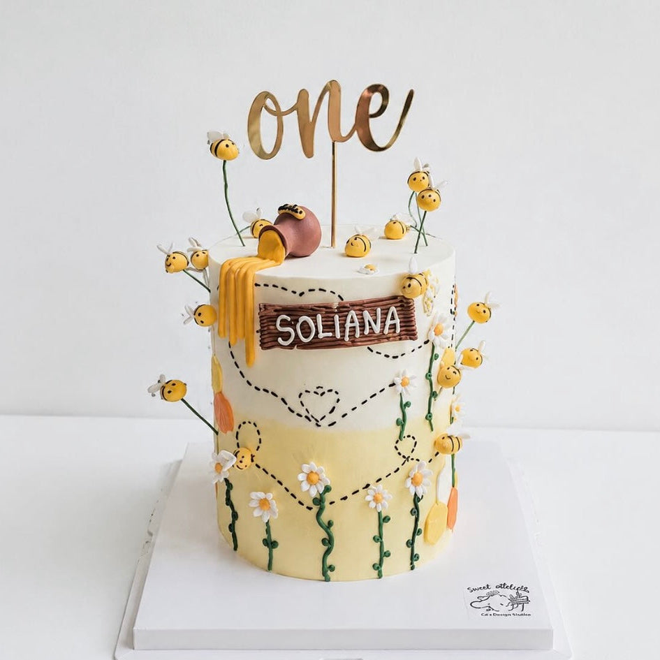Honey Bee Garden Cake