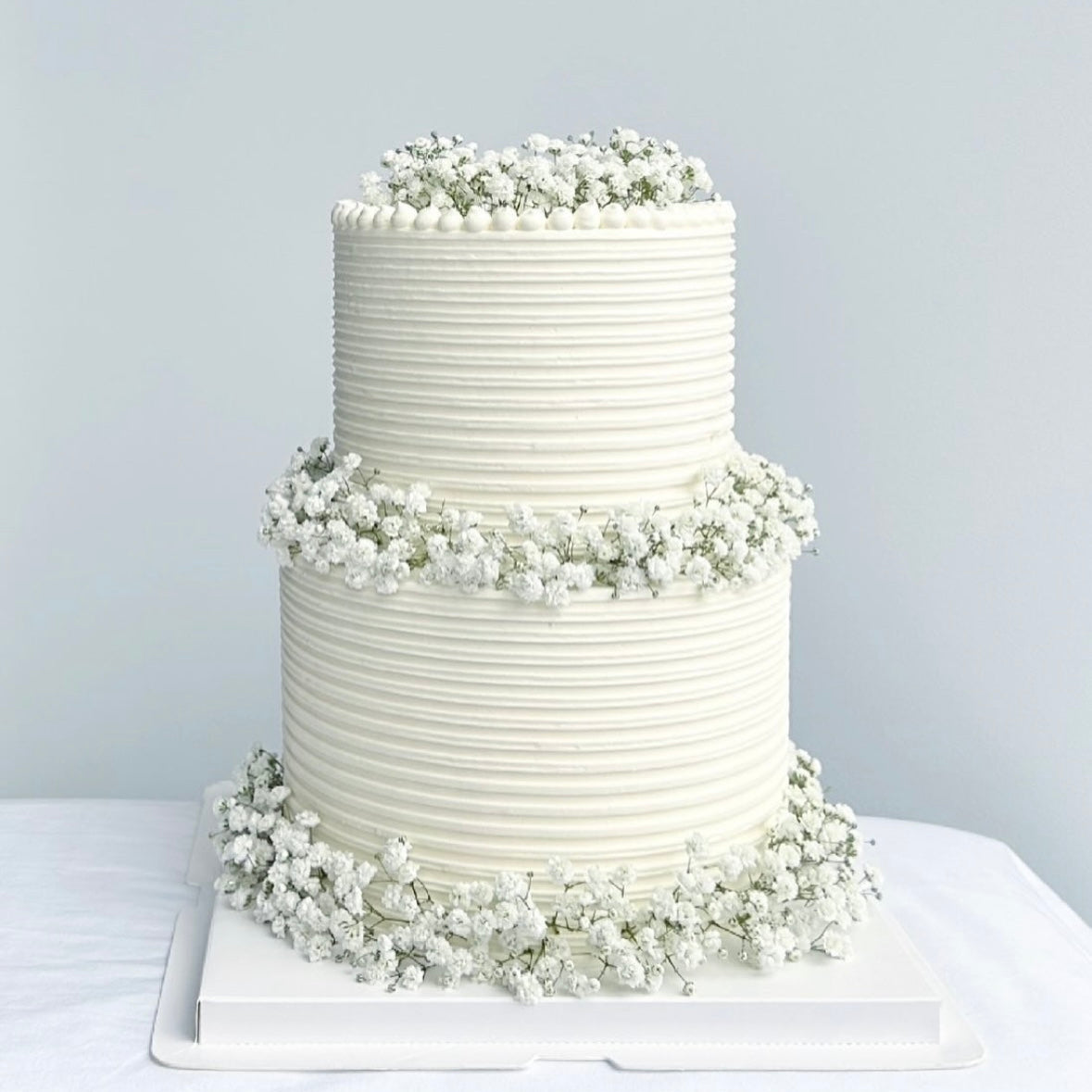 Simple Elegant Wedding Cake