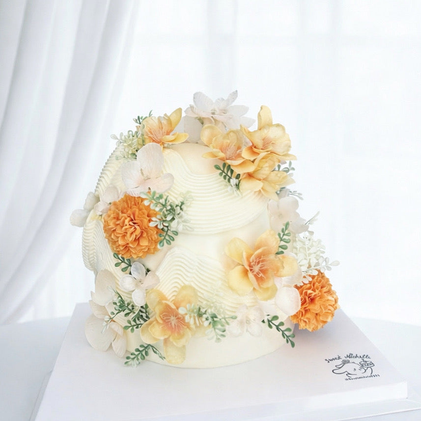 Sunshine Bloom Cake