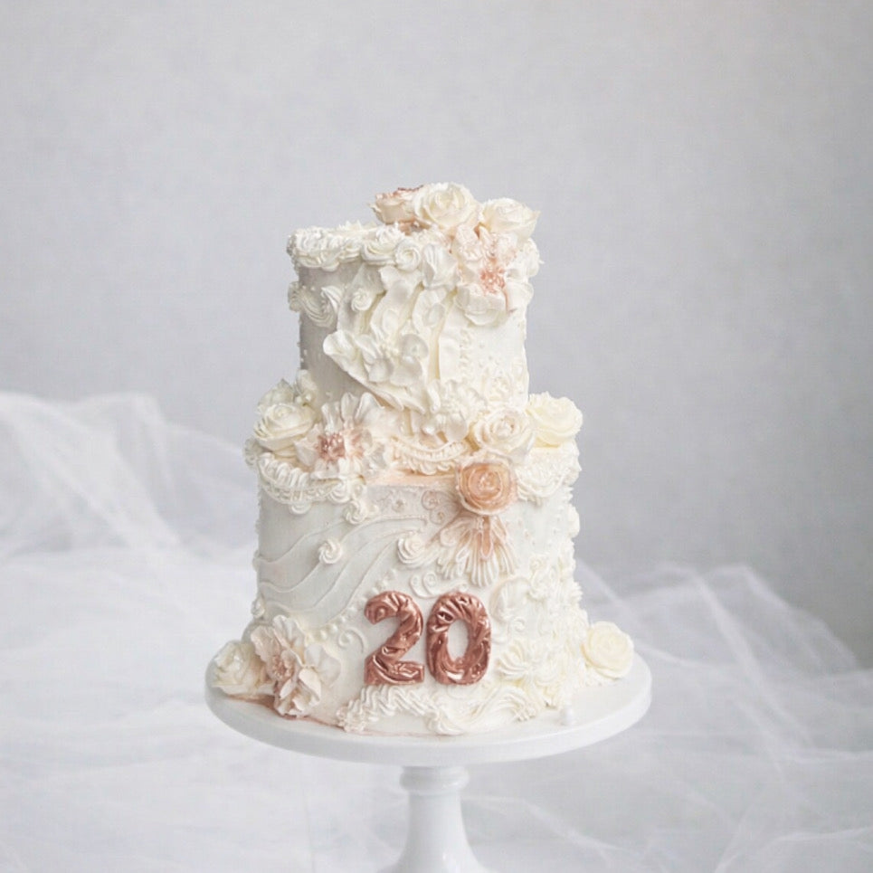 Ivory Rose Garden Cake