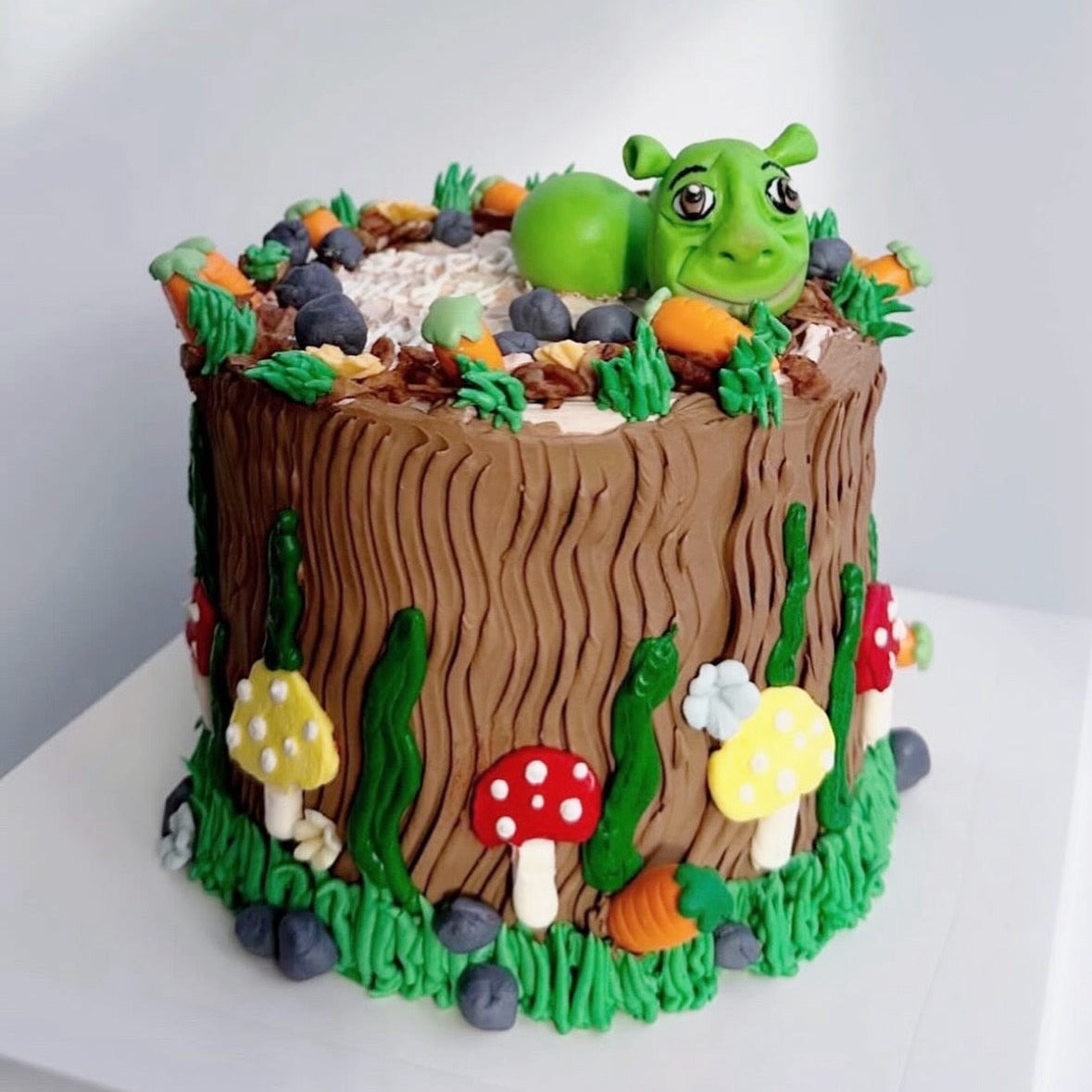 Shrek Cake
