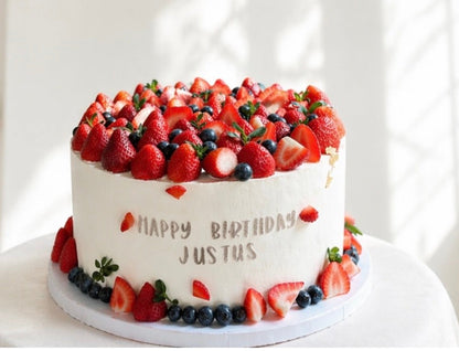 Mixed Berry Cream Cake