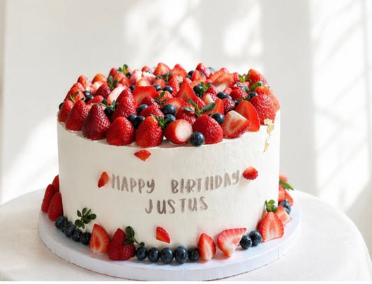 Mixed Berry Cream Cake