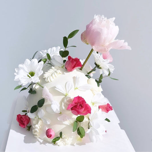Elegant Floral Cake