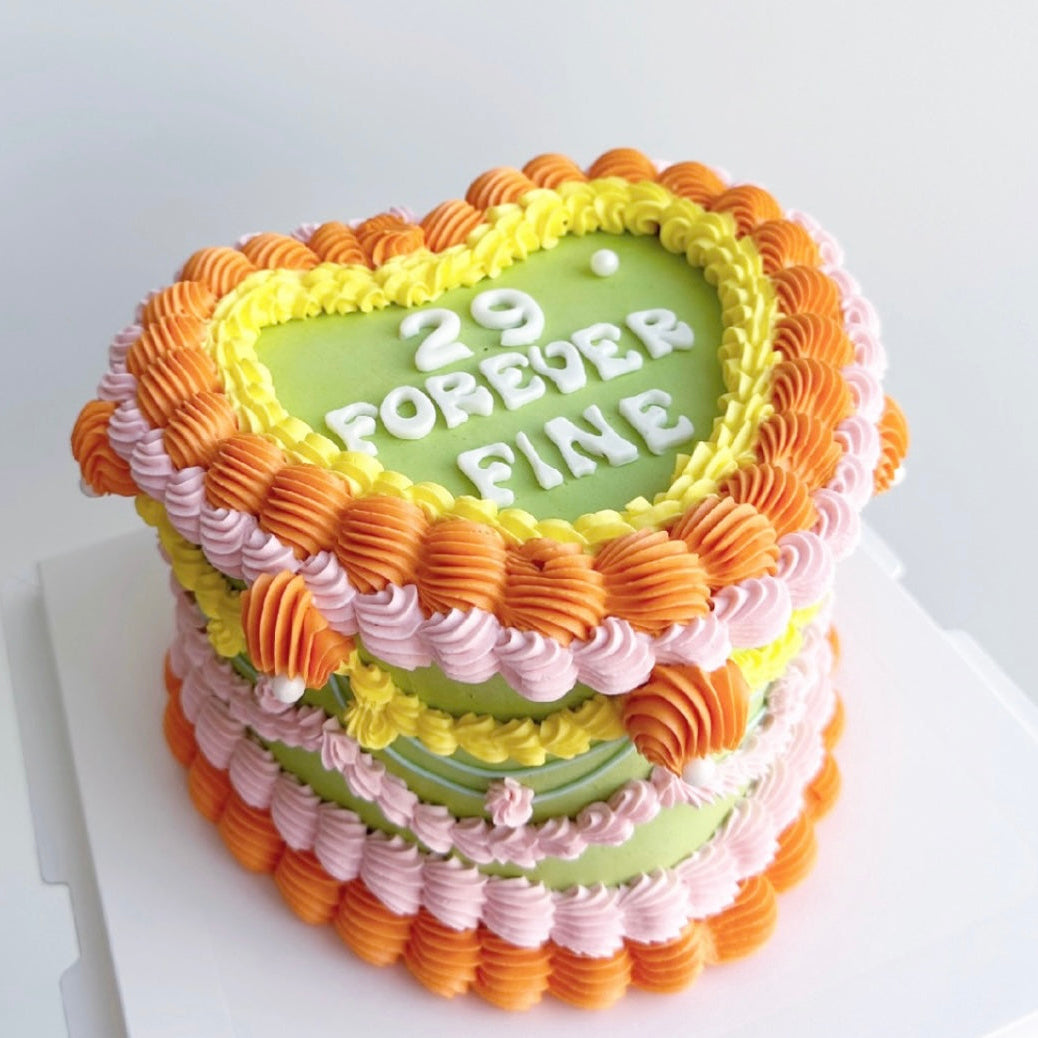 Vintage Glow Heartcake