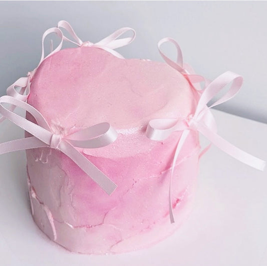 Ombré Pink Bow Heartcake