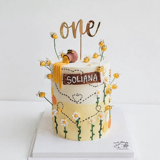 Honey Bee Garden Cake