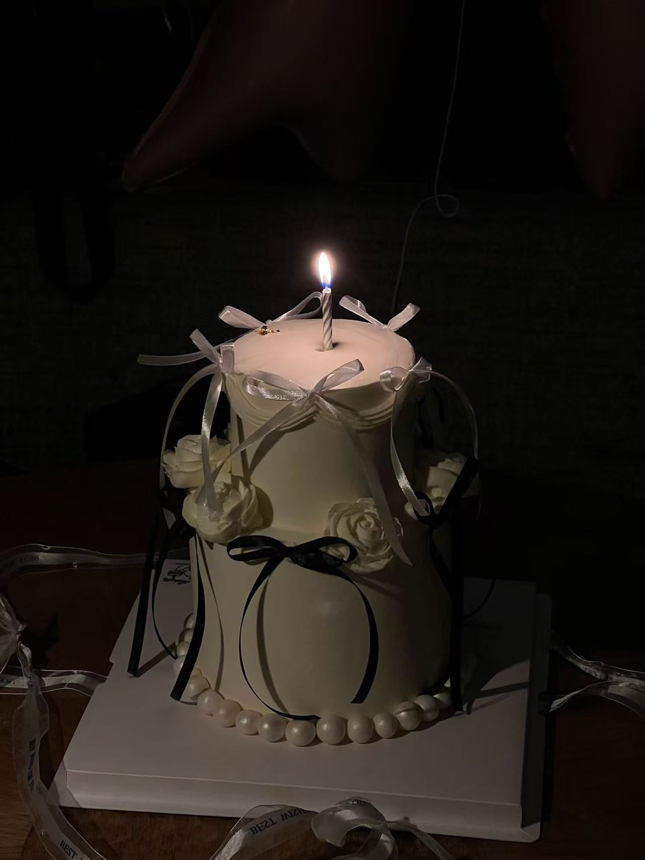 Chic Ivory Bow Cake