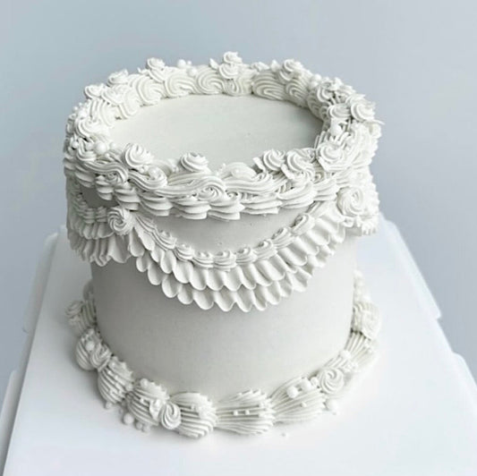 Classic Vintage Rose Cake