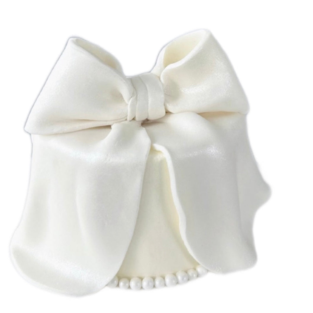 Glitter Pearl Bow Cake
