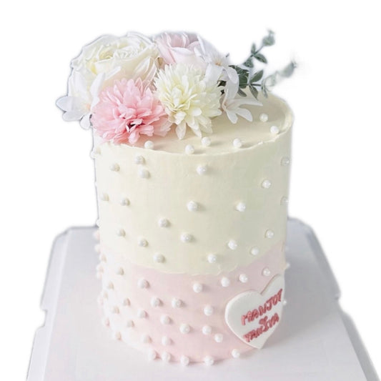 White&Pink Floral Cake