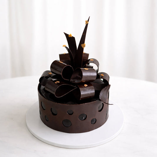 Noir Chocolate Art Cake