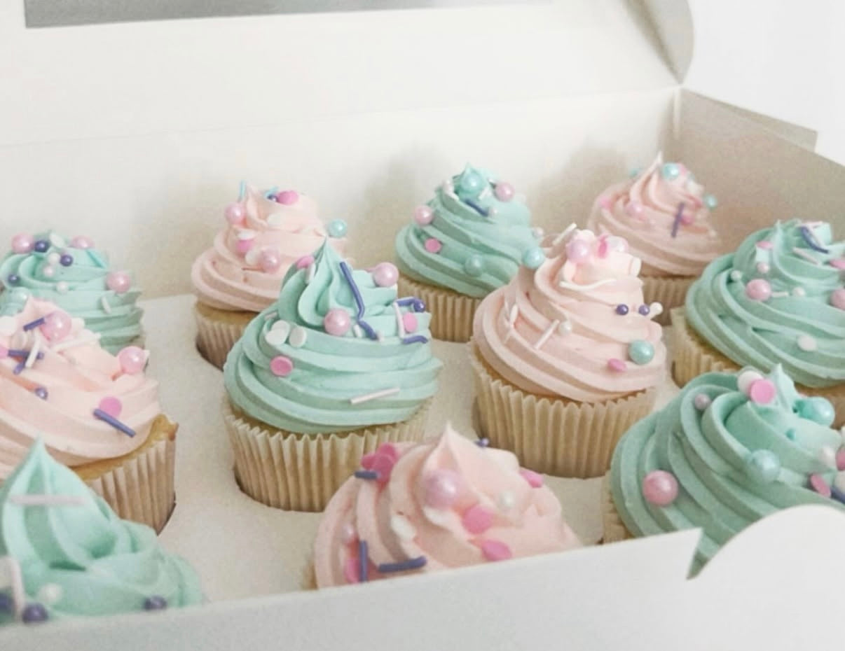 Classic Simple Cupcake