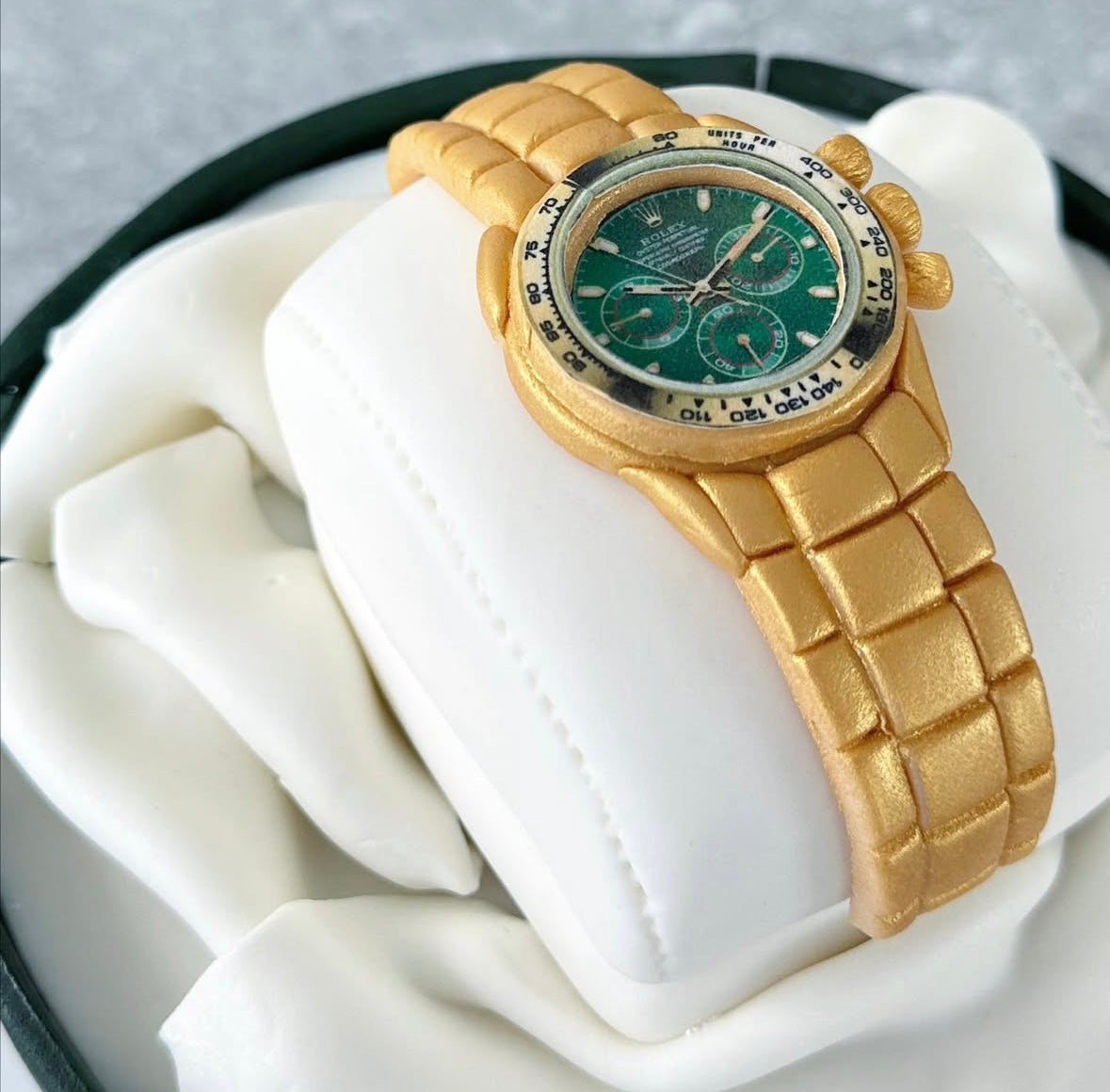 Rolex cake