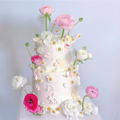 Aesthetic Floral Cake