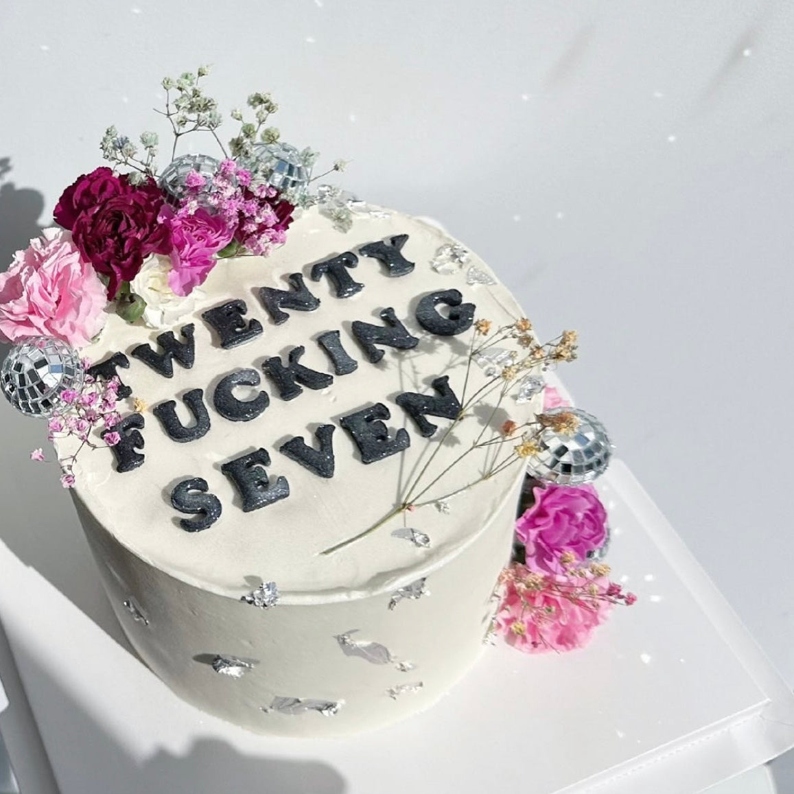 Bloom Glitter Cake