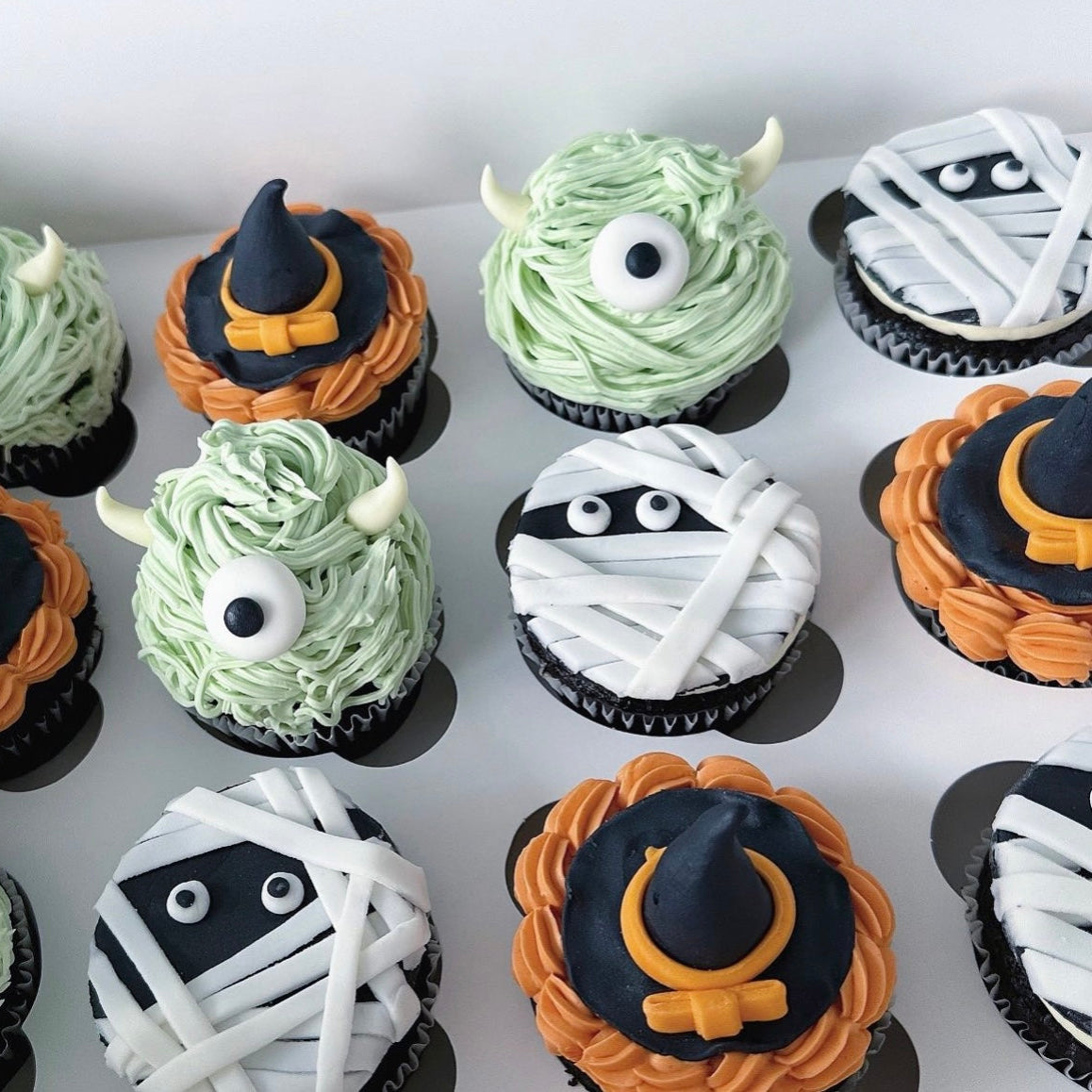 Halloween Exclusive Cupcake Set1