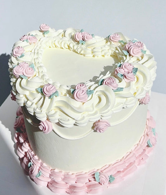 Vintage Pink Rose Heartcake