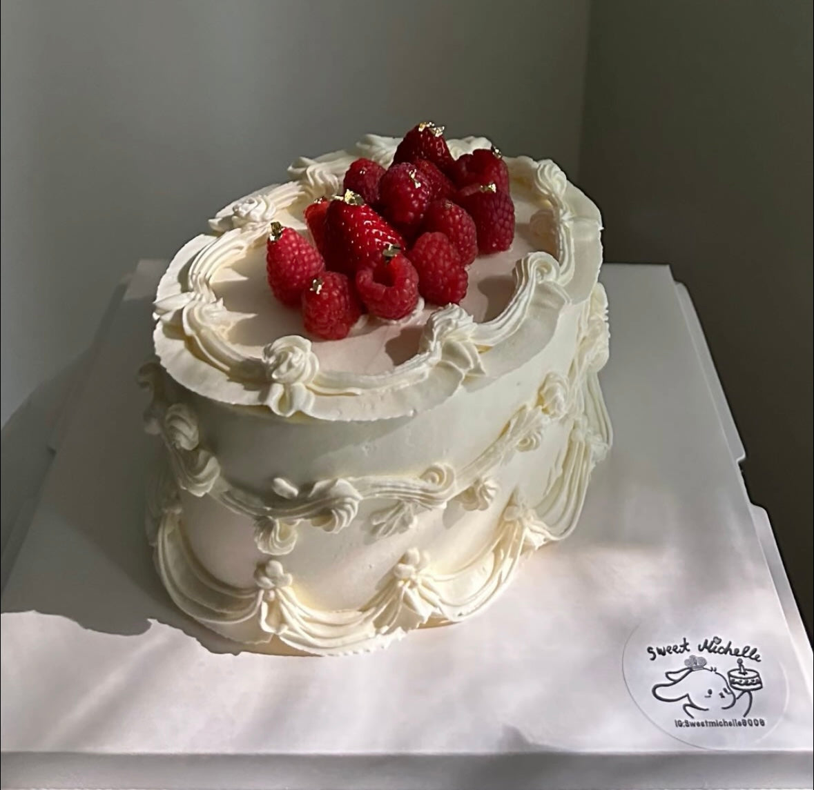 Berry Elegance Cake