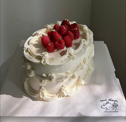 Berry Elegance Cake